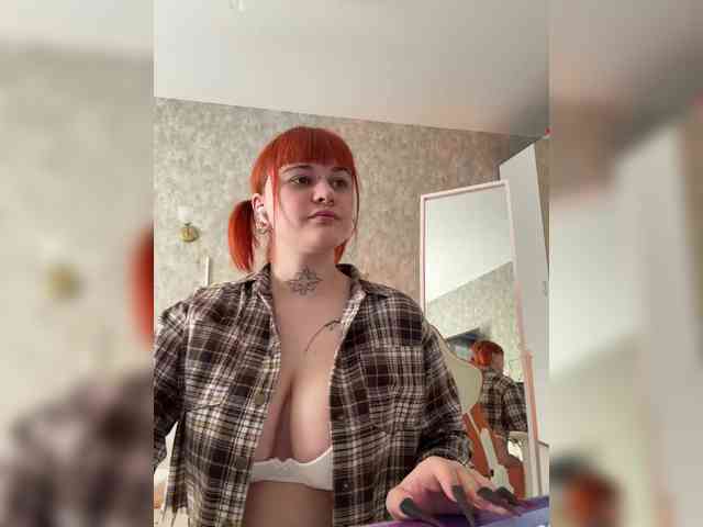 LolyMolly webcam