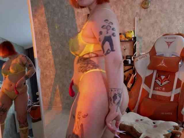 LolyMolly webcam