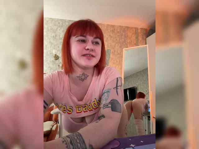 LolyMolly webcam