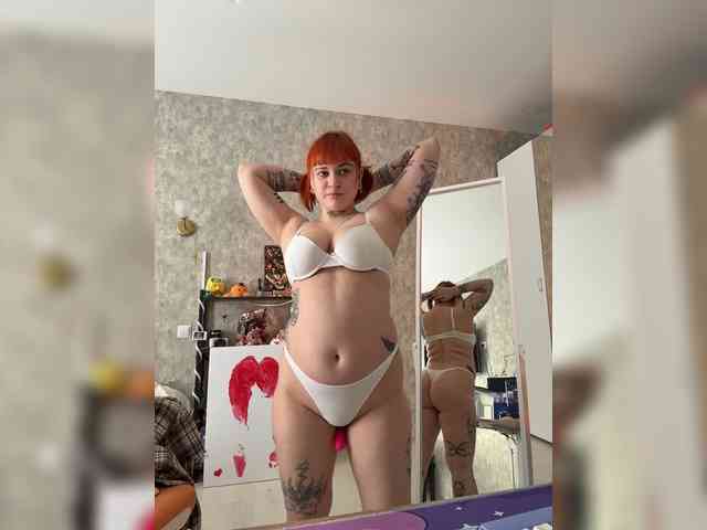 LolyMolly webcam