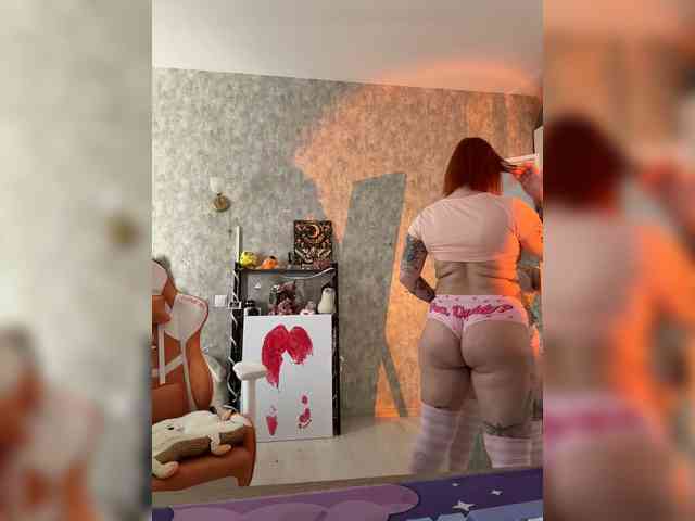 LolyMolly webcam