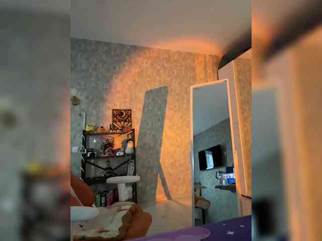 LolyMolly webcam