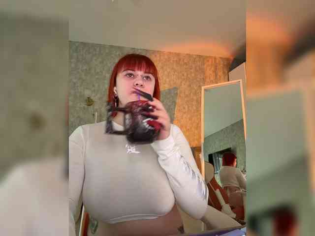 LolyMolly webcam