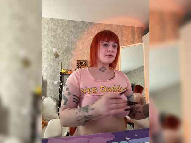 LolyMolly webcam