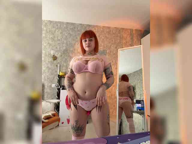 LolyMolly webcam