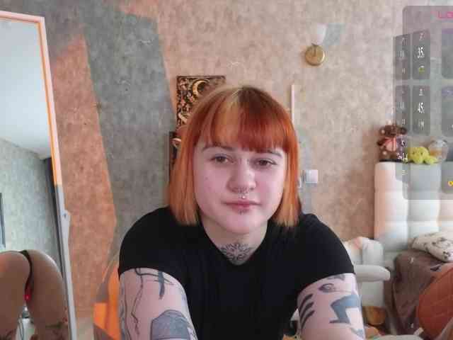 LolyMolly webcam