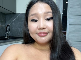 Yumikaa Porn Show