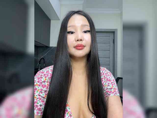 Yumikaa webcam