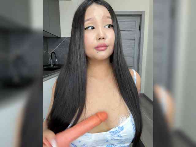Yumikaa webcam