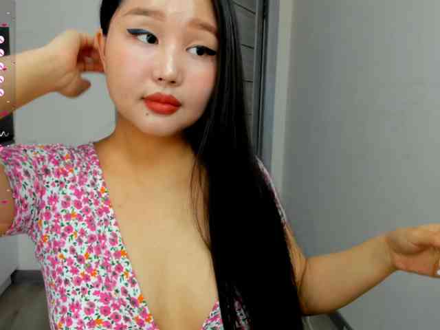Yumikaa webcam