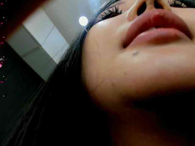 Yumikaa webcam