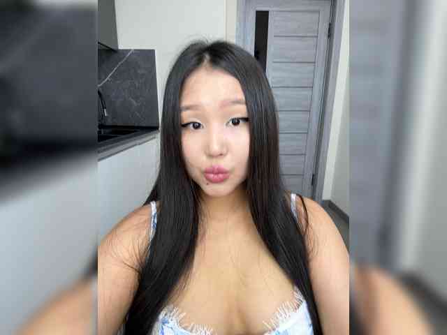 Yumikaa webcam