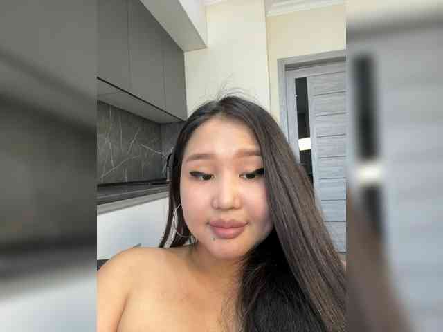 Yumikaa webcam