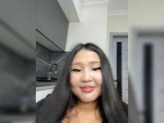 Yumikaa webcam