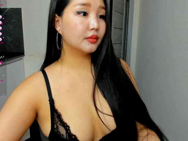 Yumikaa webcam