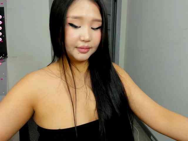 Yumikaa webcam