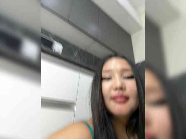 Yumikaa webcam