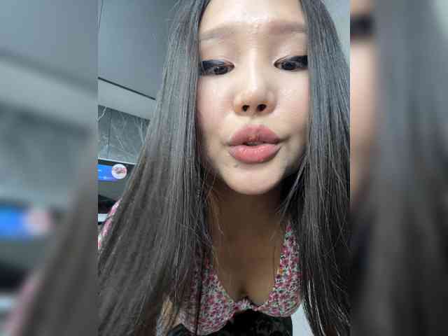 Yumikaa webcam
