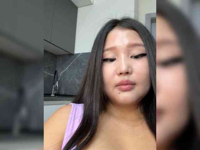 Yumikaa webcam
