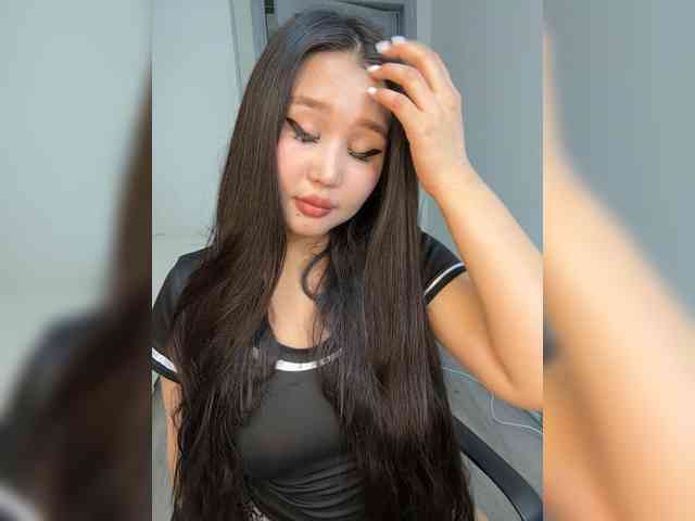 Yumikaa webcam