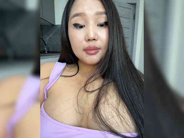 Yumikaa webcam