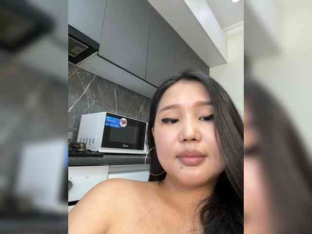 Yumikaa Live Webcam on BongaCams