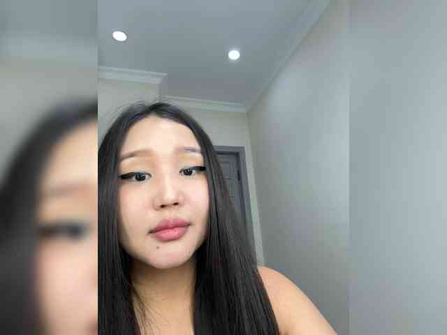 Yumikaa webcam