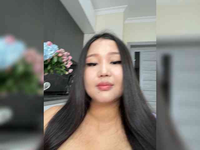 Yumikaa webcam