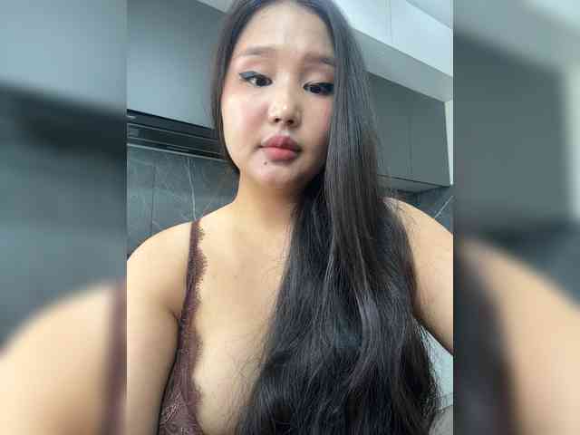 Yumikaa webcam