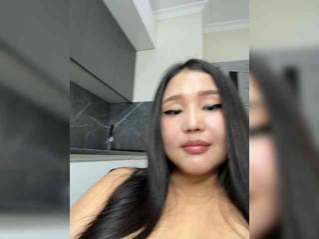 Yumikaa webcam