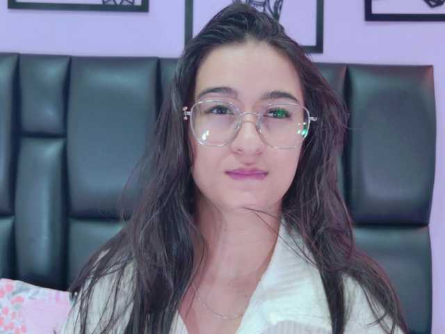 imeliza's BongaCams show and profile