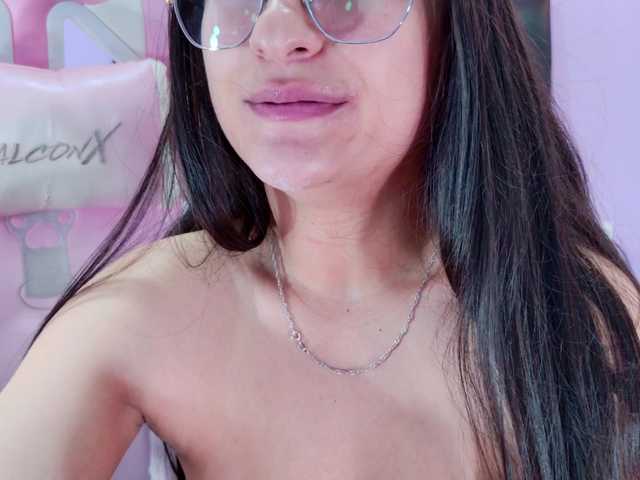imeliza live cam on BongaCams