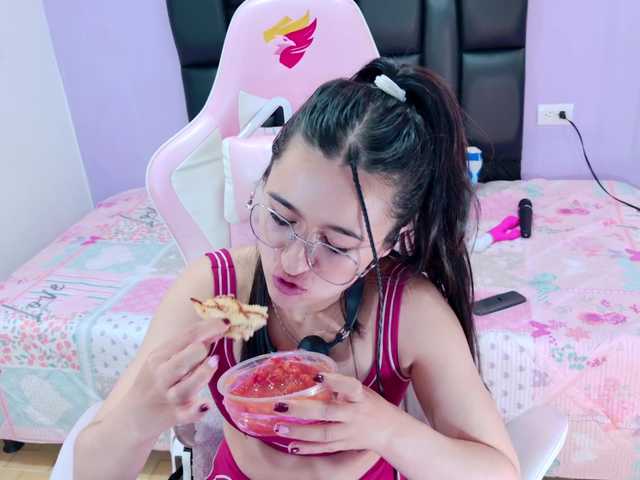 imeliza live cam on BongaCams