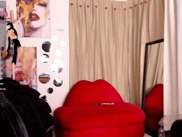 Natasha-Wilde live cam on BongaCams