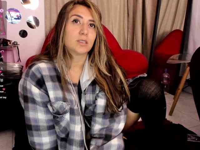 Natasha-Wilde webcam
