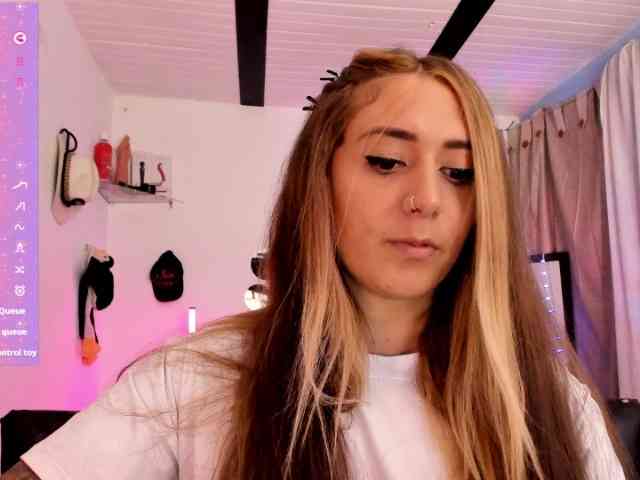 Natasha-Wilde webcam