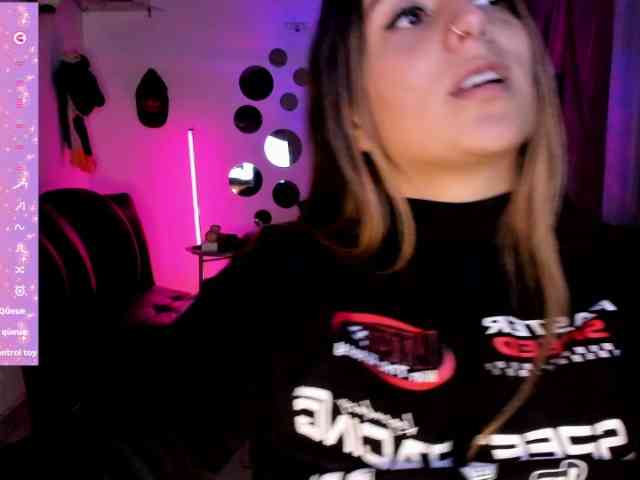 Natasha-Wilde webcam