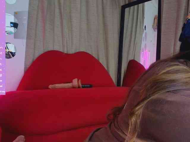Natasha-Wilde webcam