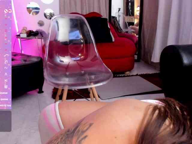 Natasha-Wilde webcam