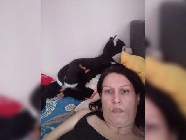 Bela40 live cam on BongaCams