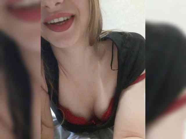 Marina828 webcam