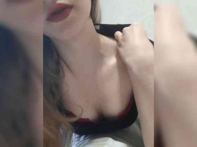 Marina828 webcam