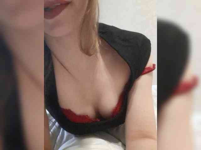 Marina828 webcam
