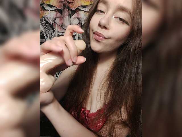 MilkaVay1 live cam on BongaCams
