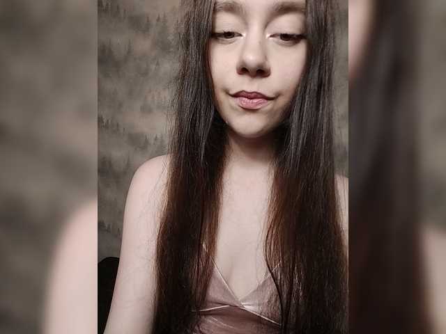 le modèle MilkaVay1 est en webcam porno dans un show sur le site bongacams, il possède les tags suivants: White/Caucasian,Brunette,Shaved