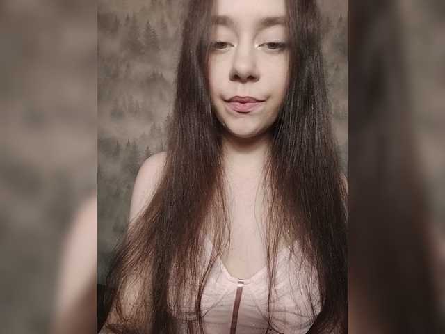 MilkaVay1 live cam on BongaCams