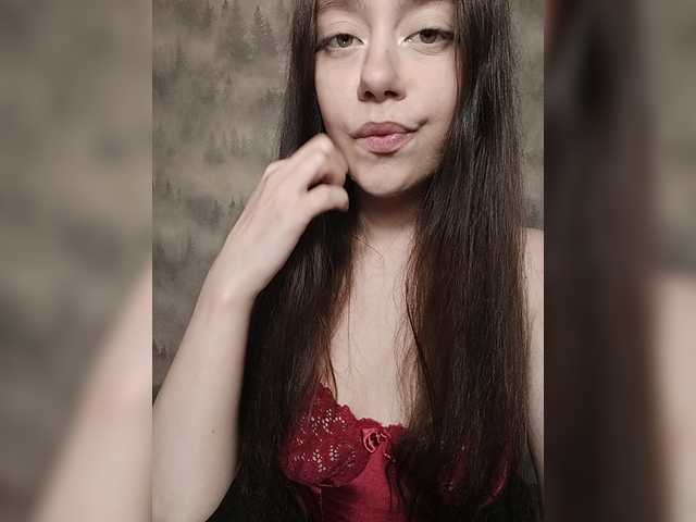 MilkaVay1 live cam on BongaCams