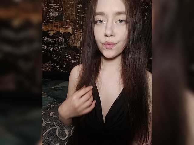 MilkaVay1 live cam on BongaCams