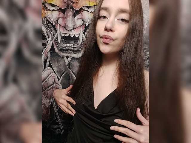 MilkaVay1 live cam on BongaCams