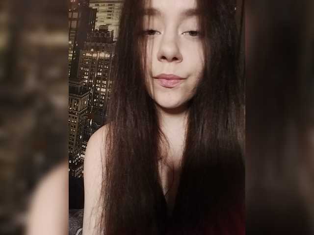 MilkaVay1 live webcam show